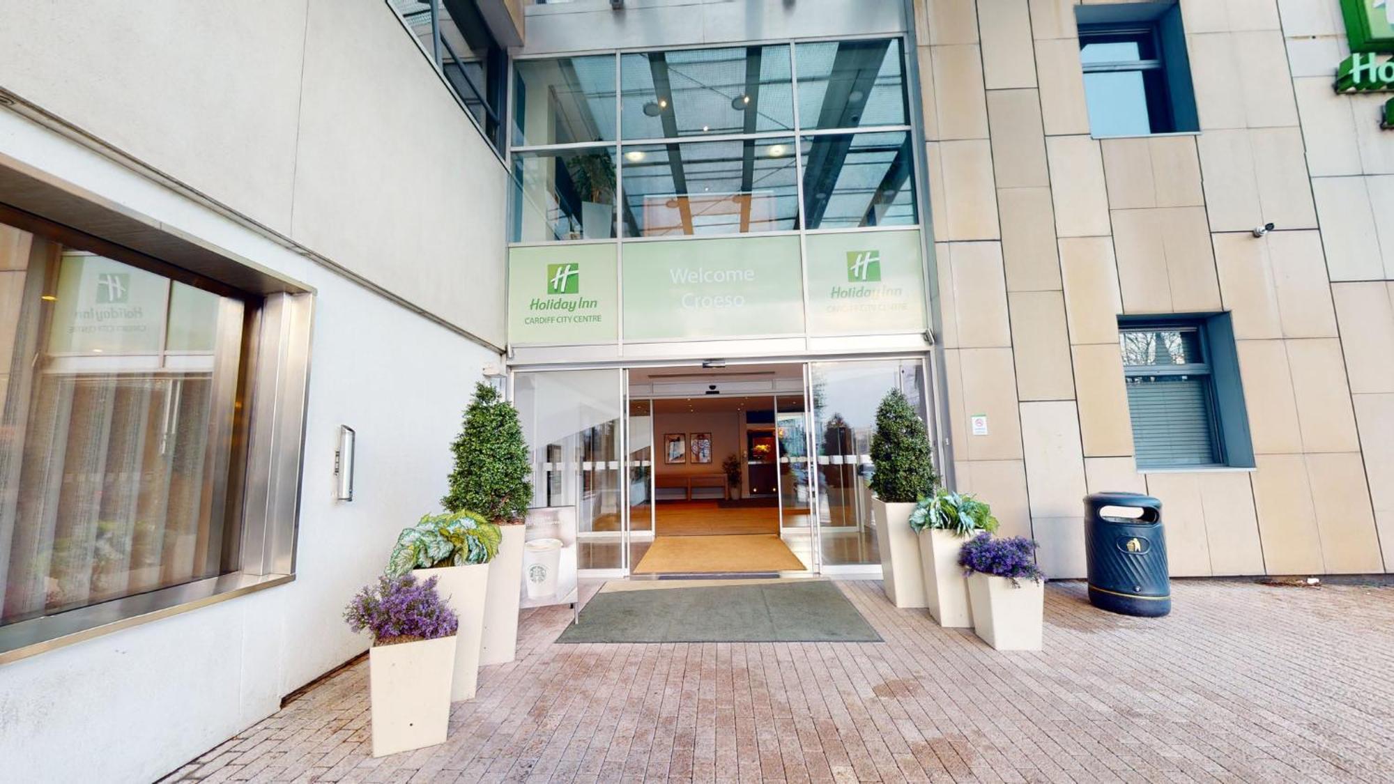Holiday Inn Cardiff City By Ihg Екстериор снимка