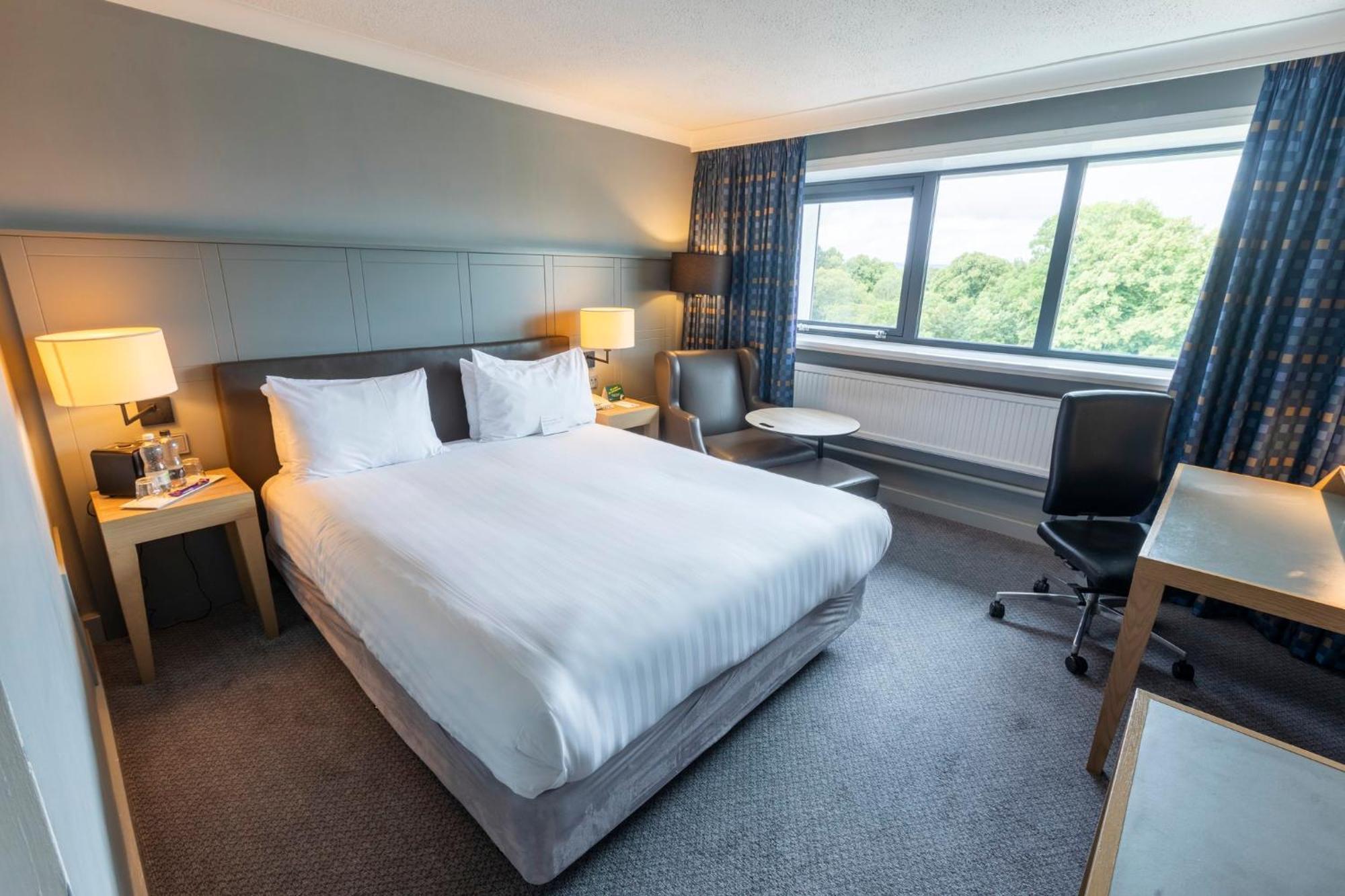 Holiday Inn Cardiff City By Ihg Екстериор снимка